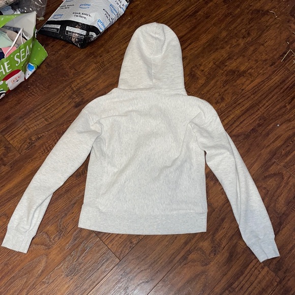 New Without Tags Champion Light Gray Sweatshirt - Picture 9 of 10